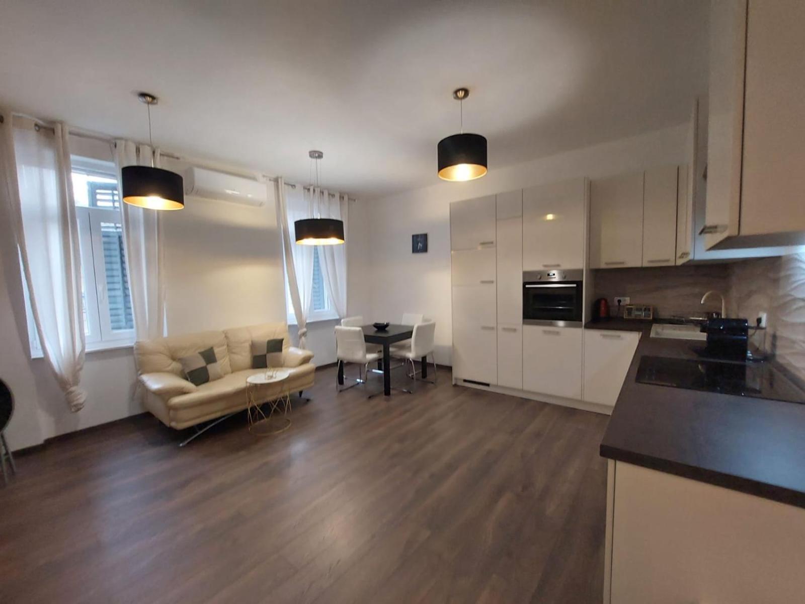 Apartman Lana 리예카 외부 사진